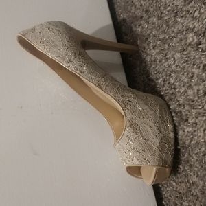 Gold lace sparkly Guess heels final price